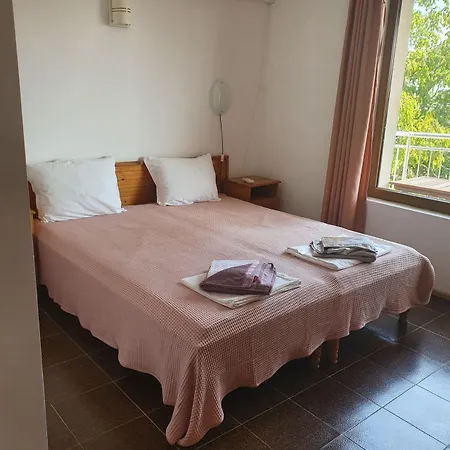 Guest house Karavida